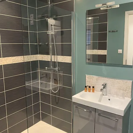 オテル レ ザンブルン Le Touquet