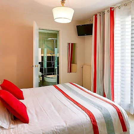 Hotel Les Embruns 3*