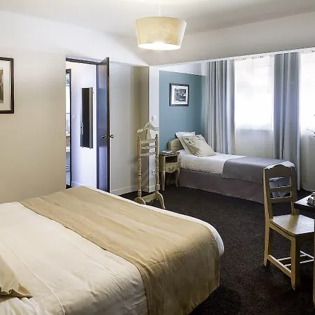 Hotel Les Embruns 3*