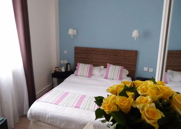 Hotel Les Embruns 3*